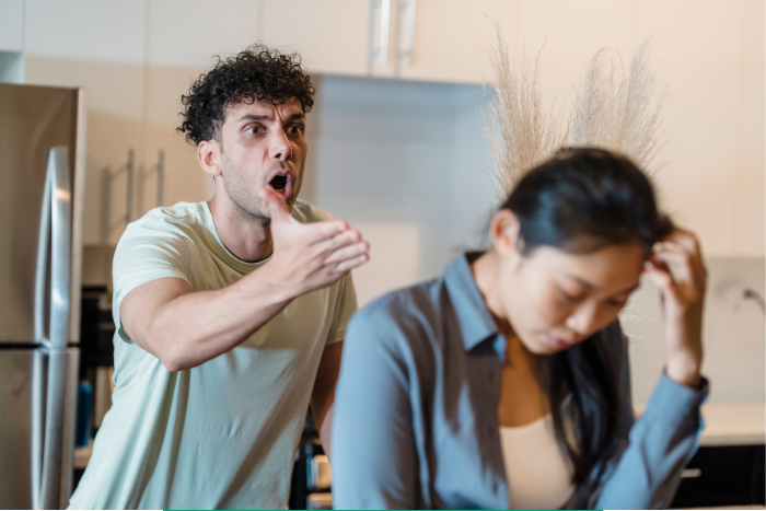 ci si abitua alla violenza