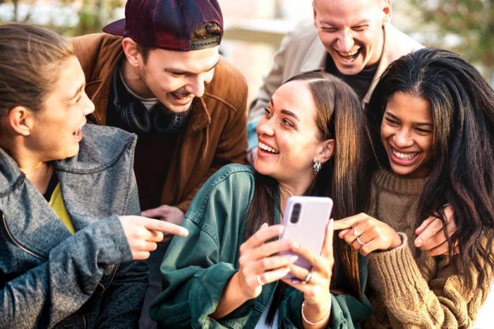 come aiutare un’amica in una relazione tossica